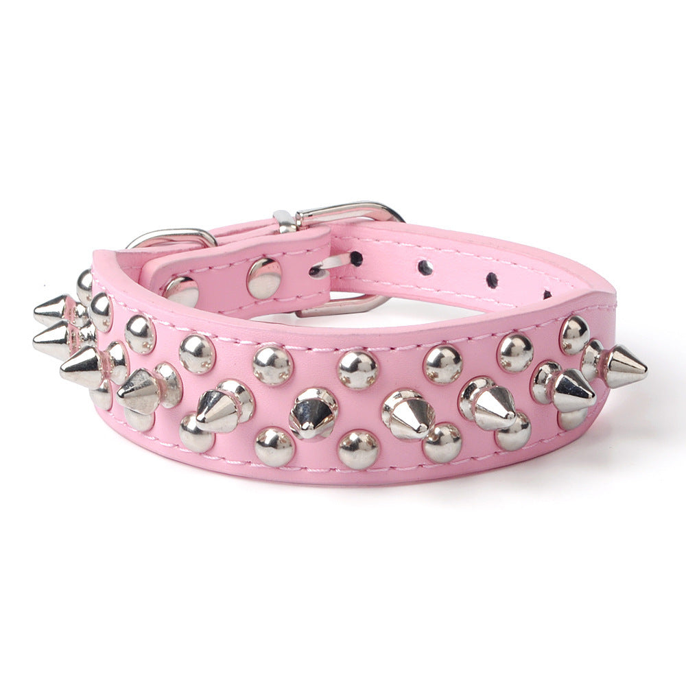 Stylisches Nieten-Hundehalsband für starke Auftritte! 🐶🔥