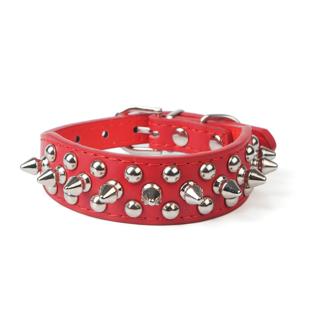 Stylisches Nieten-Hundehalsband für starke Auftritte! 🐶🔥