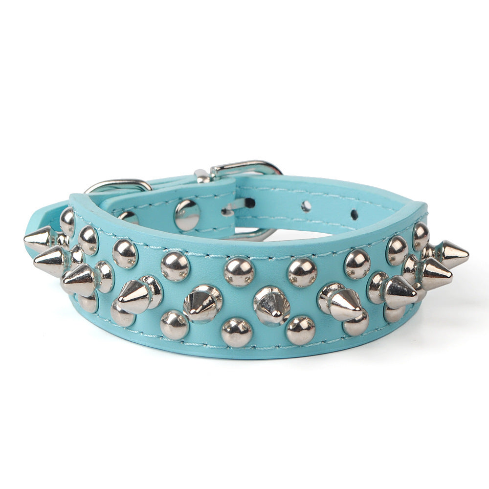 Stylisches Nieten-Hundehalsband für starke Auftritte! 🐶🔥